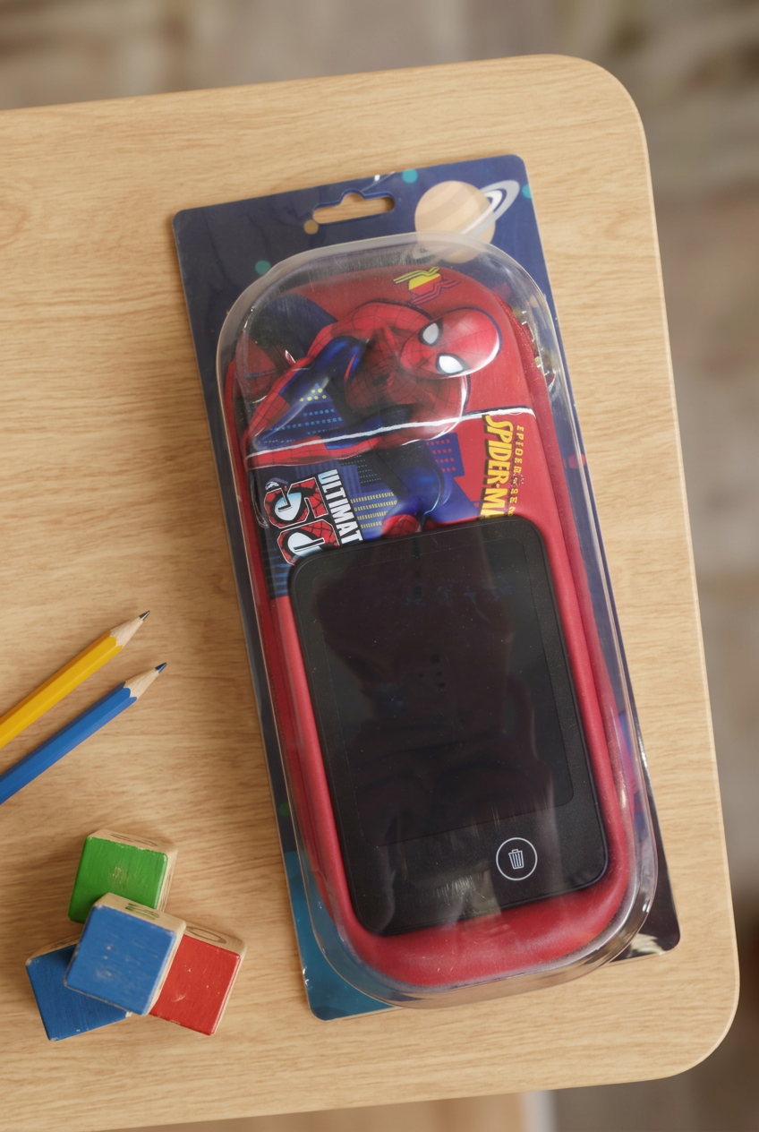 Spiderman 3D Hardtop Pencil Case with Reusable LCD Writing Tablet