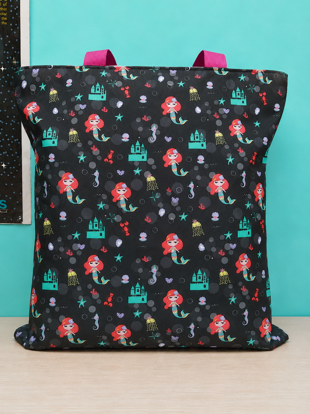 TOTE BAGS