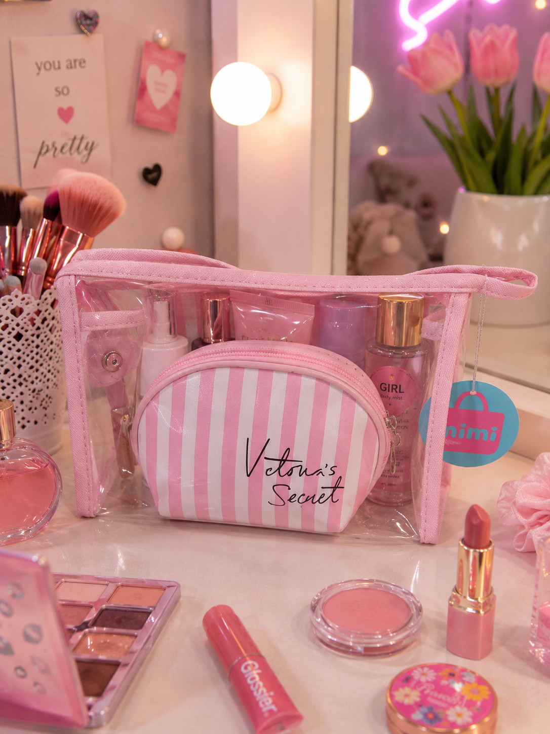 MAKEUP TRAVEL BAG Secondary image