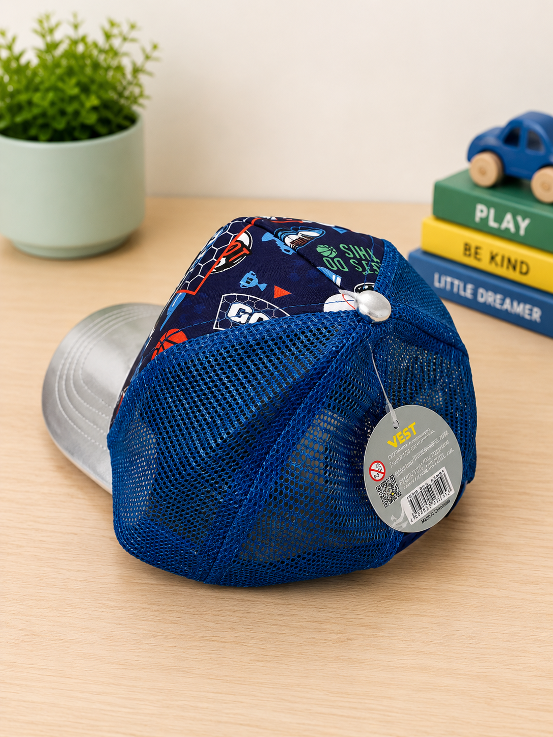 VEST Kids Football Cap