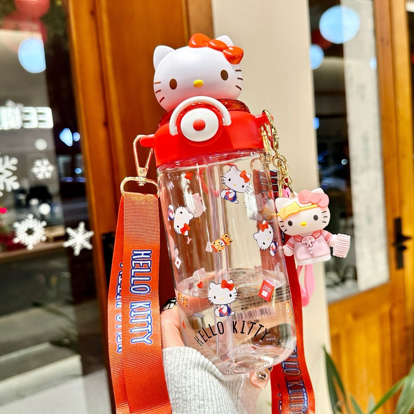 Hello Kitty Water Bottle with Shoulder Strap – 650ml