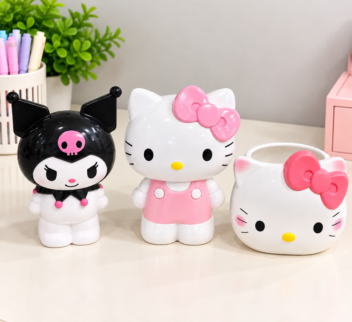 Hello Kitty & Kuromi Desk Organizers Main image